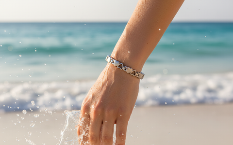 Slim Silver Heart Solid Bracelet in Ocean