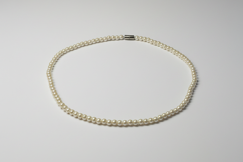Collier de perles magnétiques de 6 mm