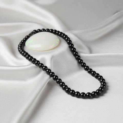 Collier de perles 8 mm avec embouts magnétiques